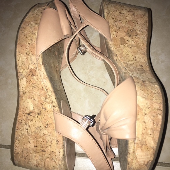 Pink heels - Picture 3 of 3